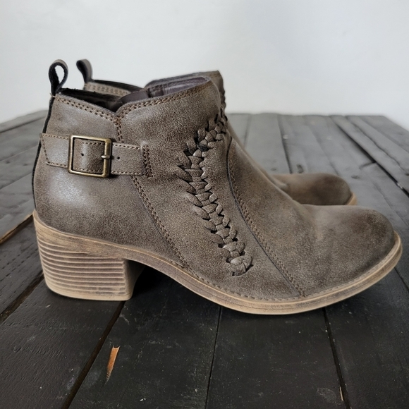 Billabong Take a Walk Booties Women's 7 Greige Grey Beige Taupe Braided Buckle - Picture 4 of 9